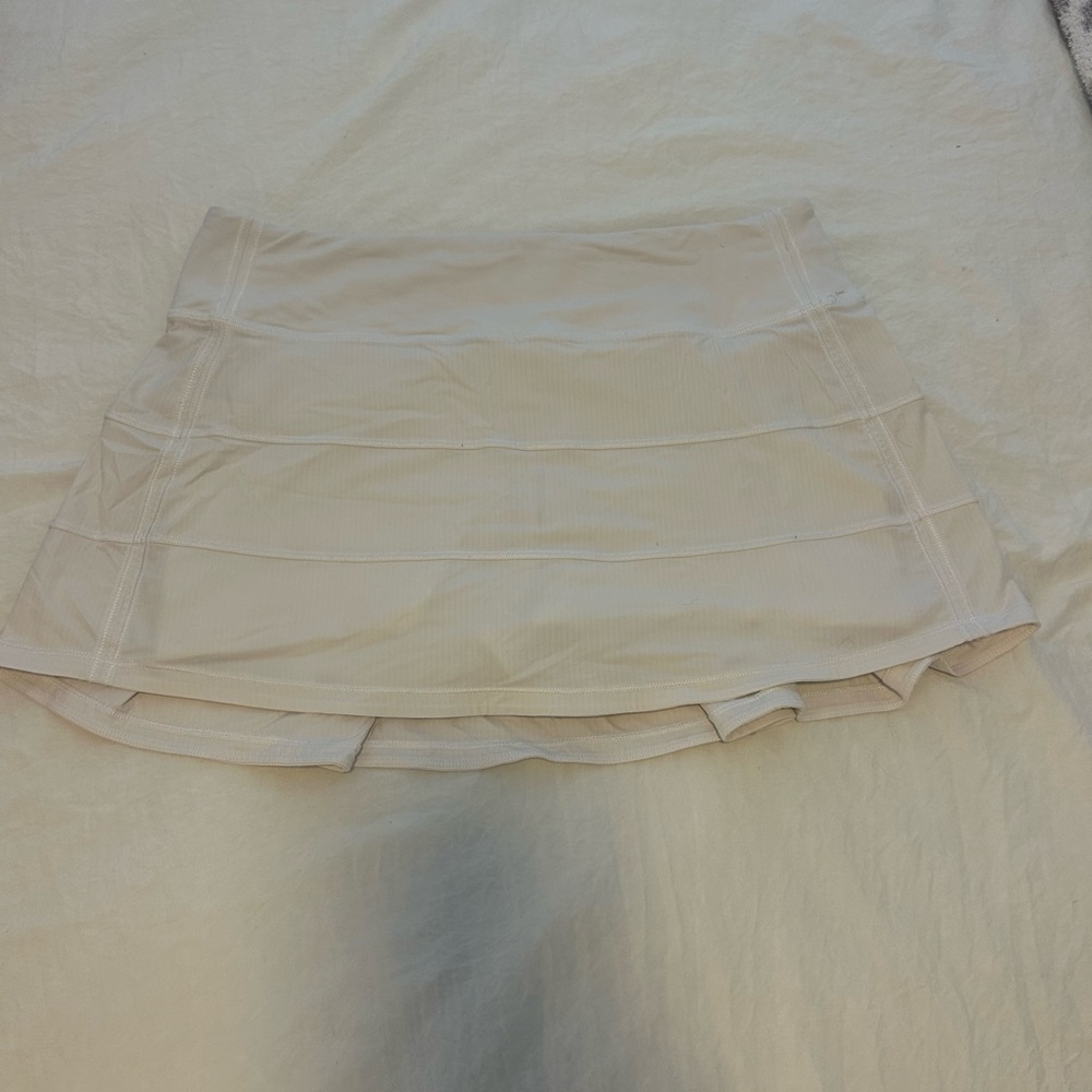 Lululemon Pace Rival Mini Skirt in white